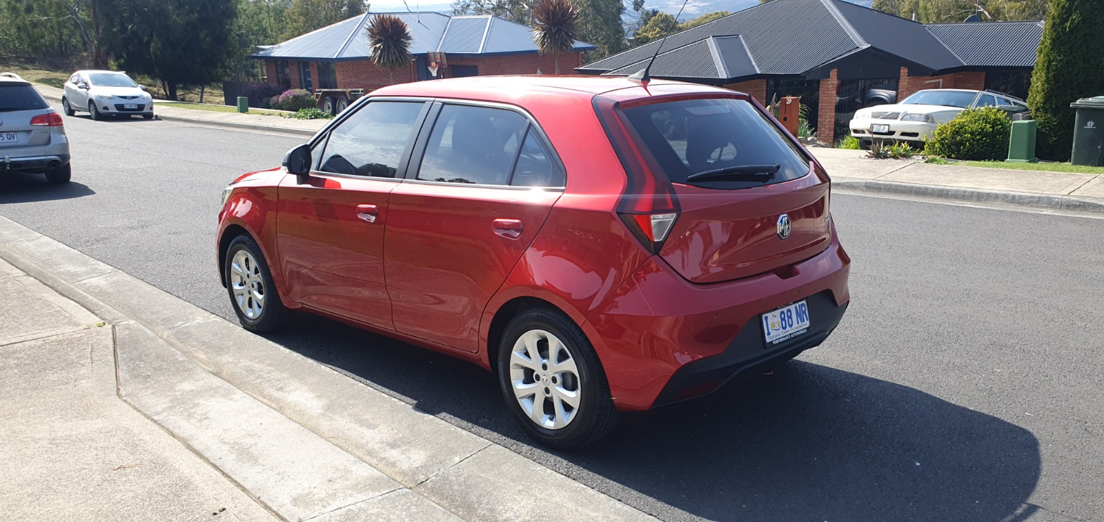 MG MG3 2018 RED - Thumbnail 2