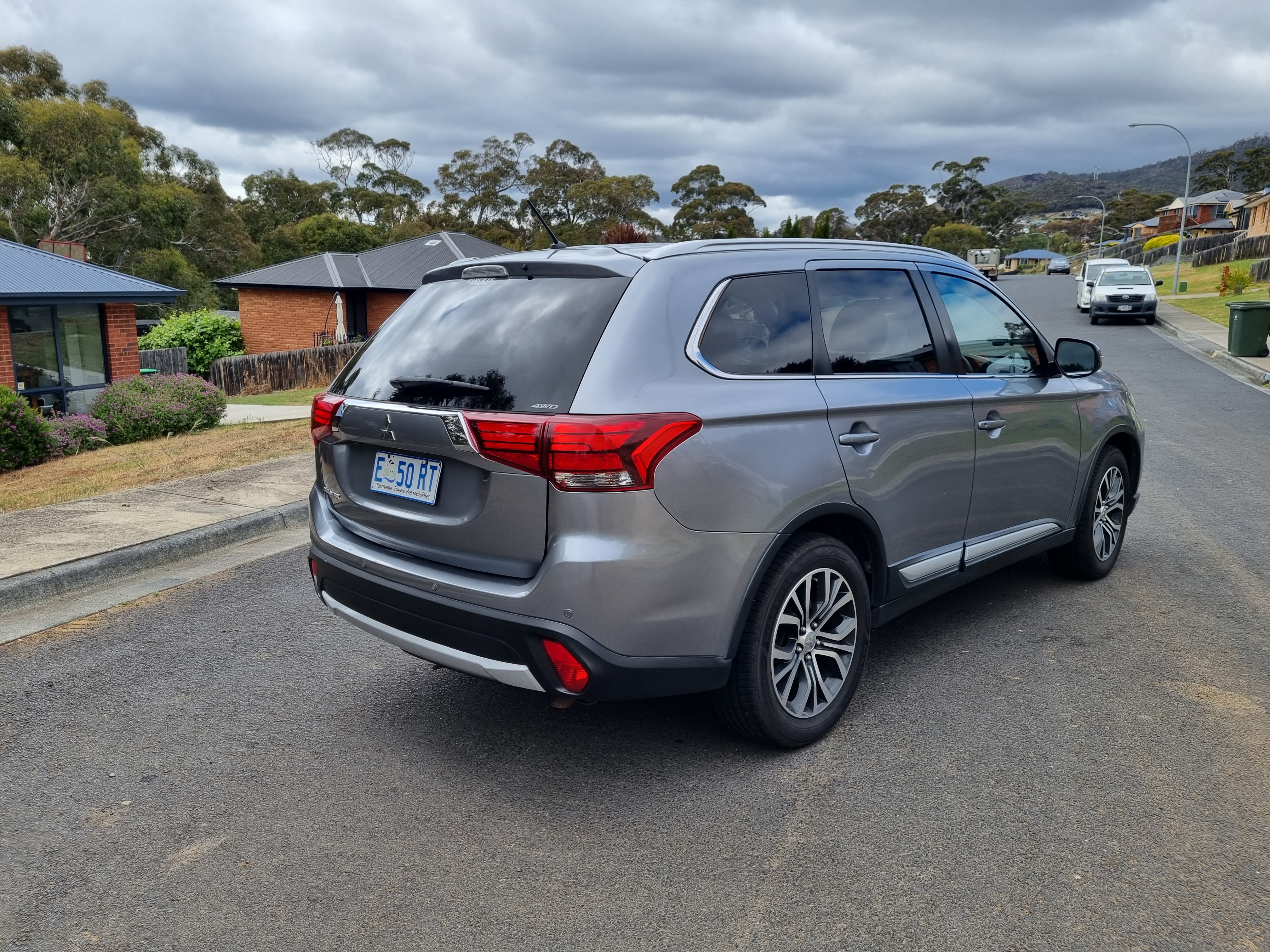 Mitsubishi Outlander 2015 - Thumbnail 3