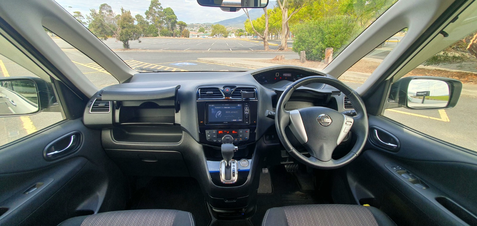 Nissan Serena 2015 - Thumbnail 5