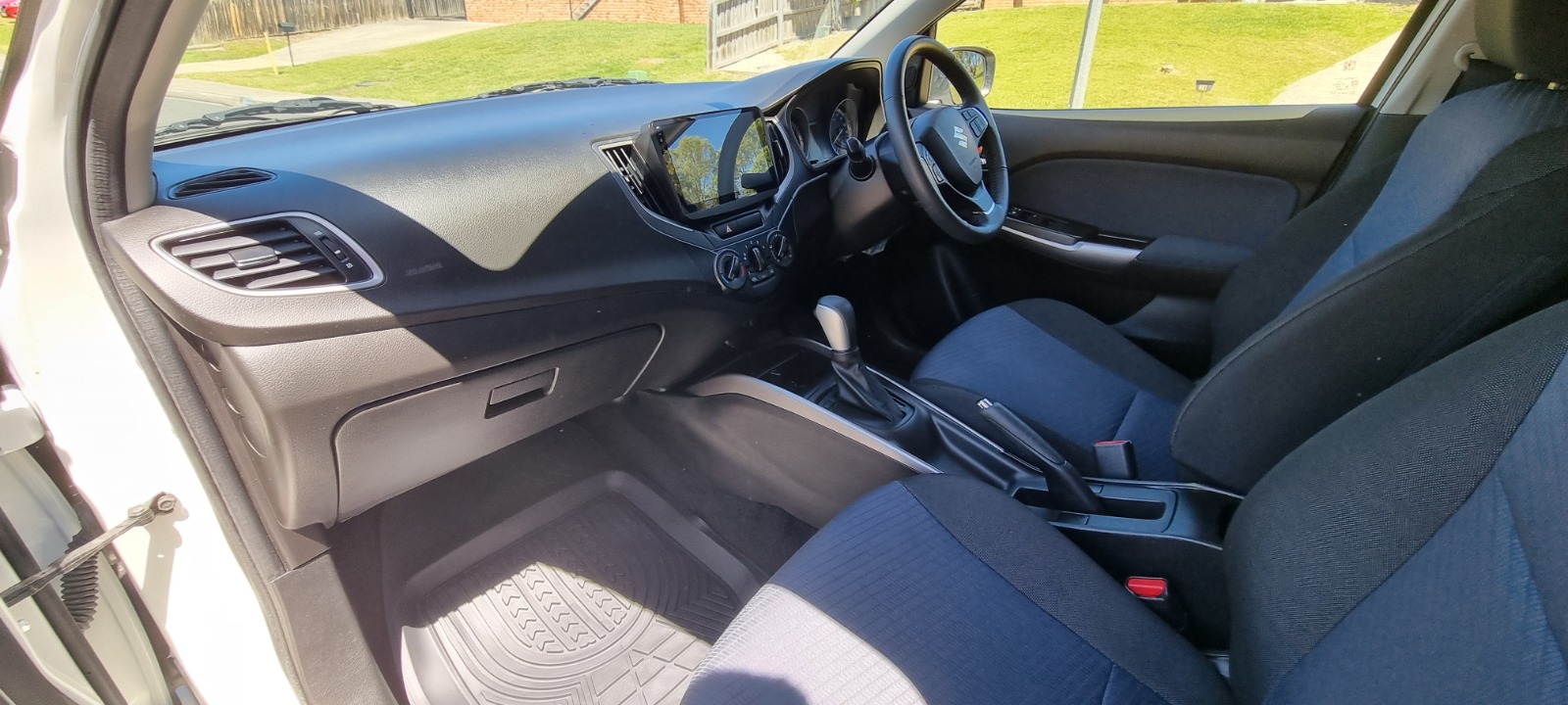 Suzuki Baleno 2022 - Thumbnail 4